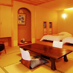 温泉旅館 湯さか荘 *** 箱根町